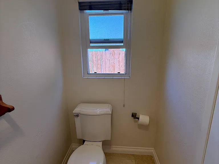 740 Highland St — Photo 26
