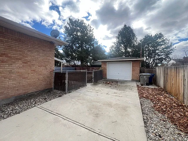 337 Winther Blvd — Photo 31