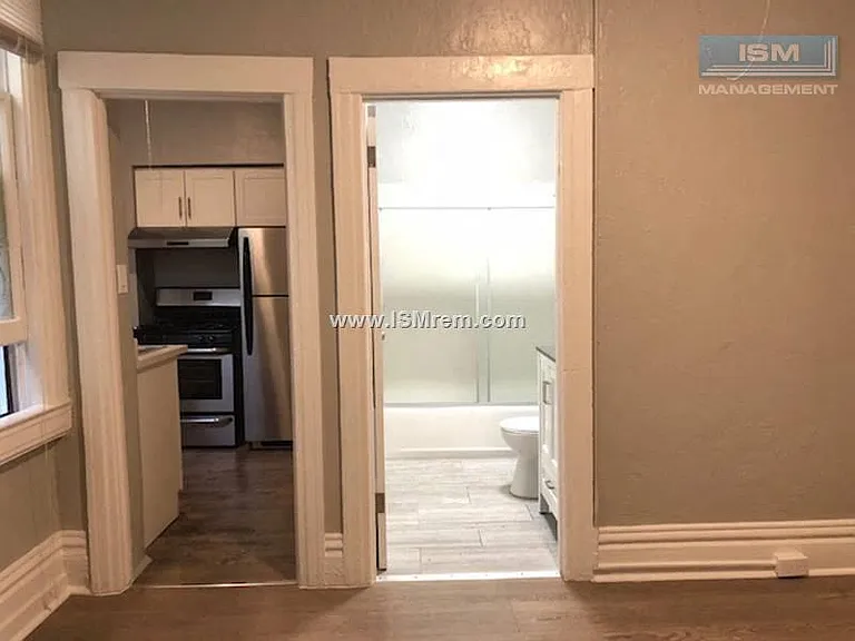 225 Taylor St — Photo 10