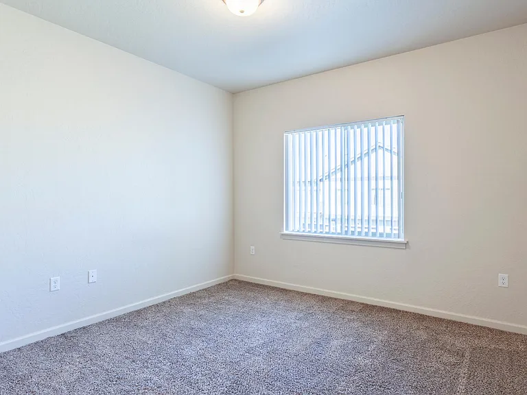 The Residence at Whispering Hills — Photo 14