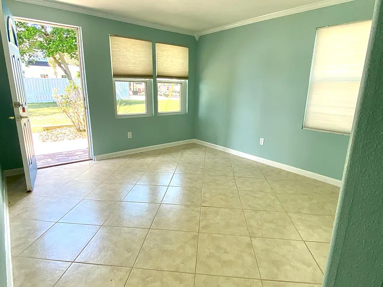 1514 Lake Ariana Blvd #B — Photo 2