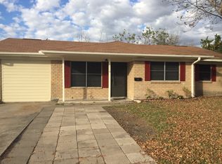 1110 E Polk Ave, Victoria, TX 77901