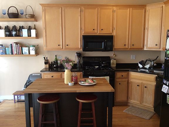 2nd image of 1875 N Winnebago Ave #1