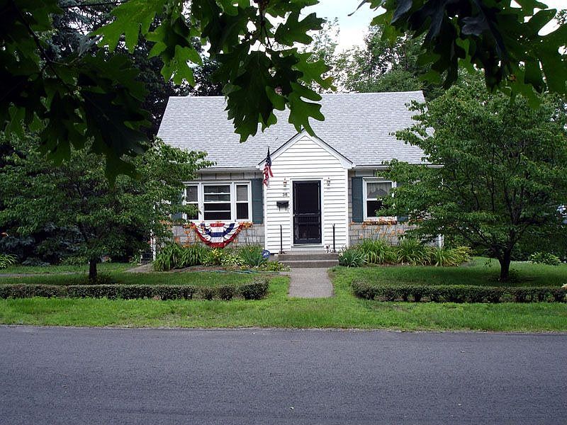 36 Nonquit Street, Worcester
