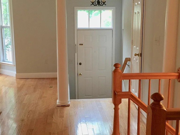 6121 Bricker Ln — Photo 2