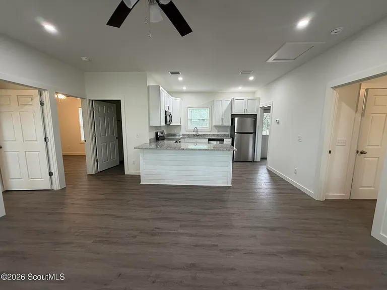 656 Ridge Rd — Photo 6