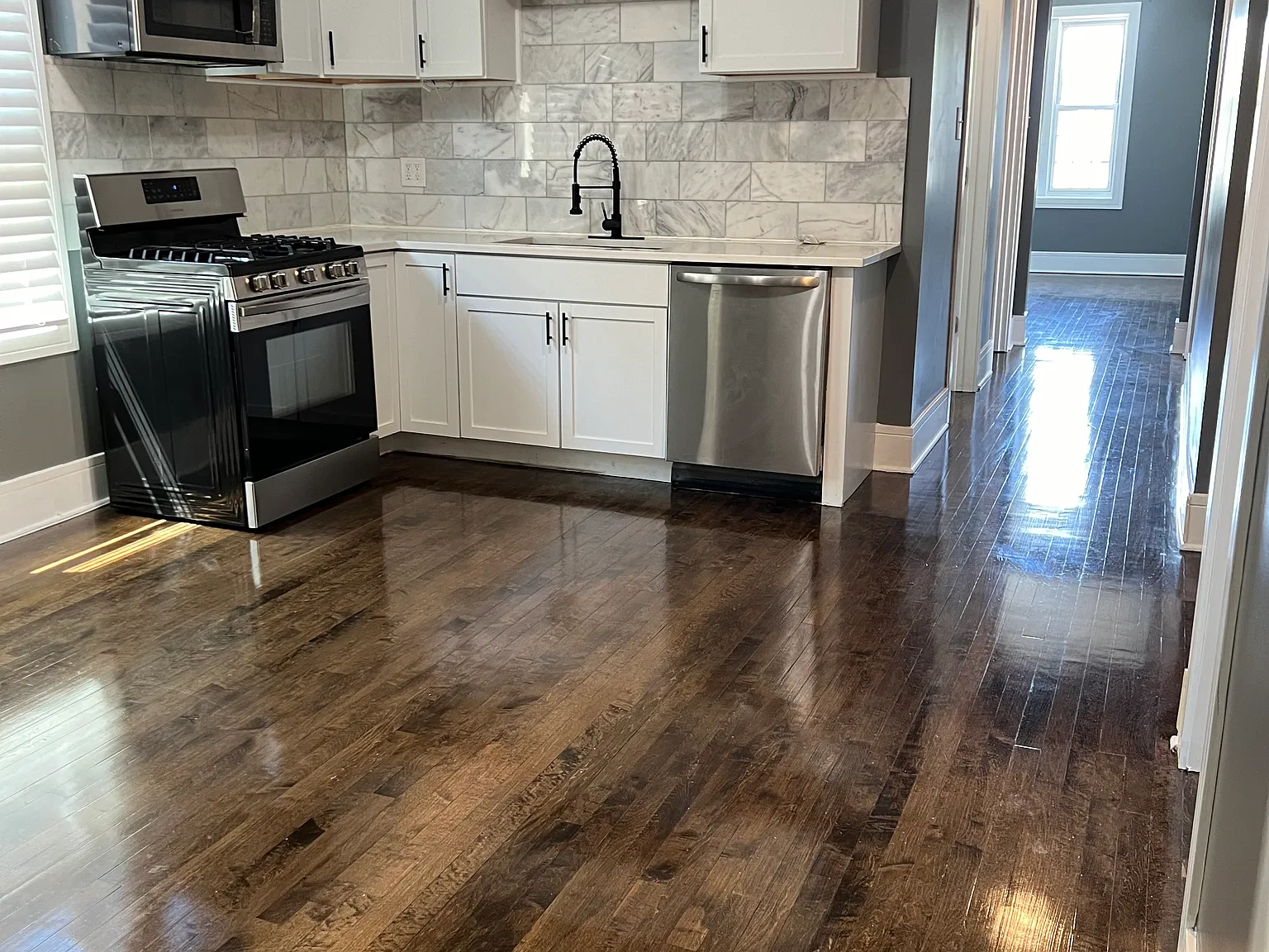 4931 S Wolcott Ave — Photo 2