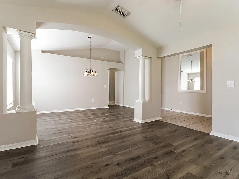 9912 Riverchase Dr — Photo 4