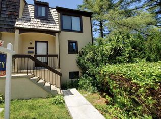 10714 Muirfield Dr, Rockville, MD 20854