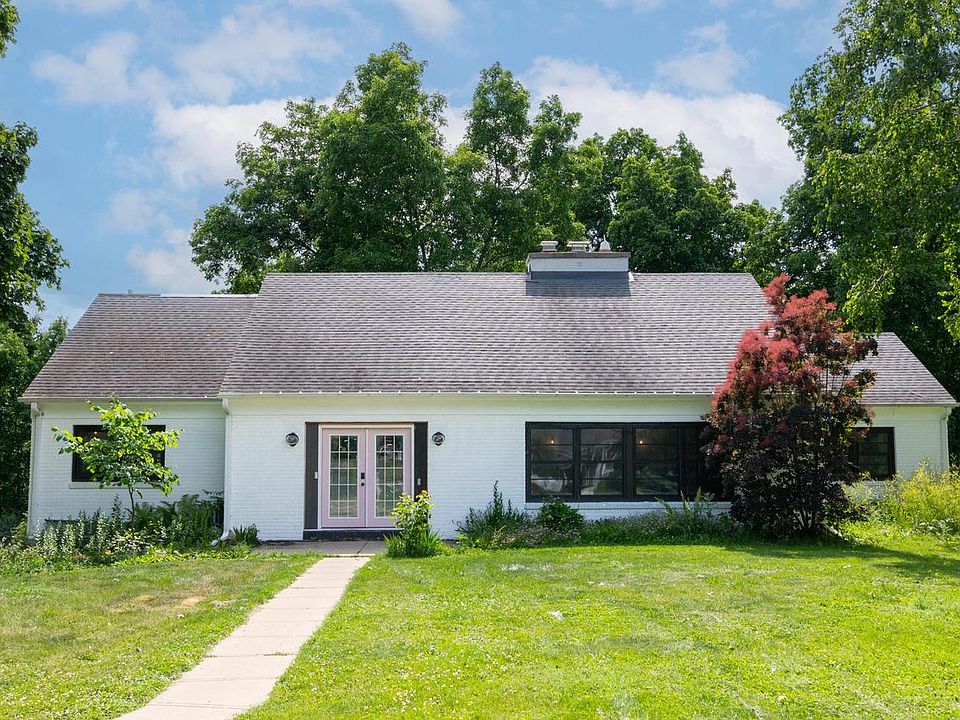 1st image of 1345 Hickory Hill LANE