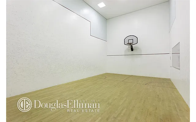 Rented by Douglas Elliman | media 49