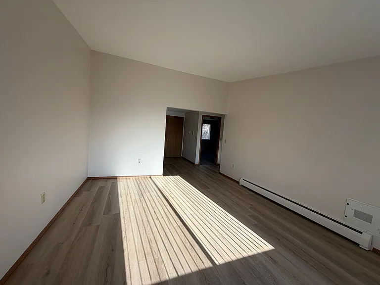 2717 Humboldt Rd — Photo 3