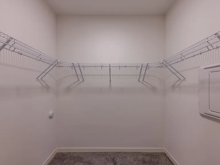 Northern Lights Apartments — Photo 11