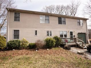 36 Main St, Riverside, RI 02915