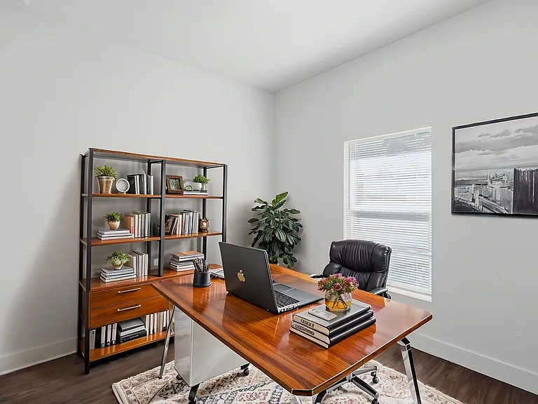 3227 Halsey Ave SE — Photo 35