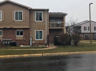 14D Fernwood Dr, Bolingbrook, IL 60440
