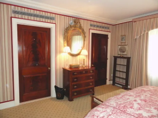 Rented by Corcoran | media 17