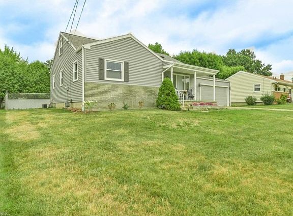 3rd image of 985 Kirwan Dr