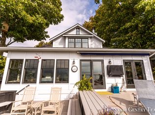 67 Poplar Rdg, Grand Haven, MI 49417