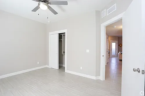 Moderno Village Apartments and Town Homes — Photo 104