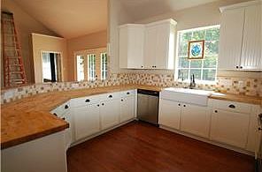 4th image of 259 Pecan Hollow Cir