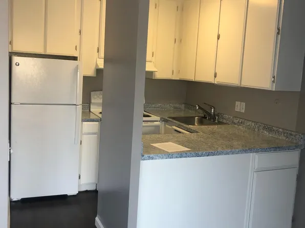 2292 Woodside Ln Unit 16, Sacramento, CA 95825