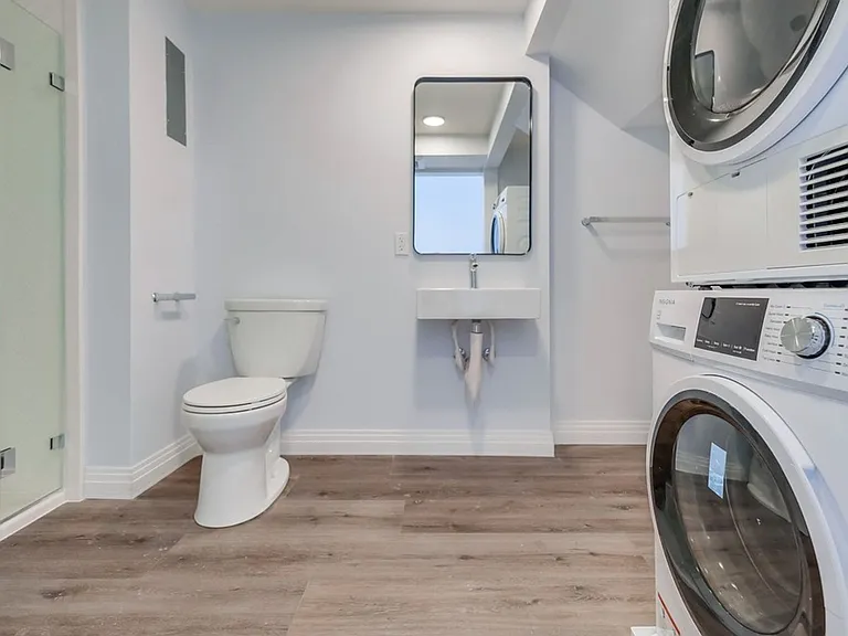 Lux Lofts LA — Photo 24