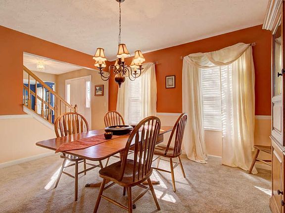 5th image of 6728 Willow Bend Dr
