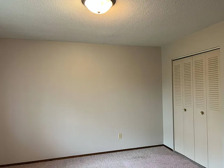 Lantern Square Apartments Spacious 1, 2 & 3 Bedrooms — Photo 27