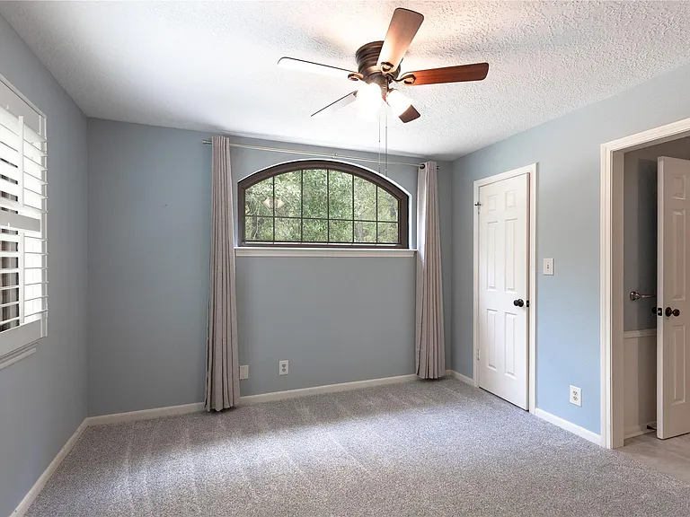 9 Mallard Glen Pl — Photo 32