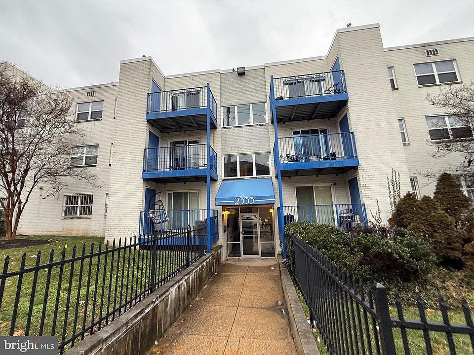 1st image of 2333 16th St SE APT 203