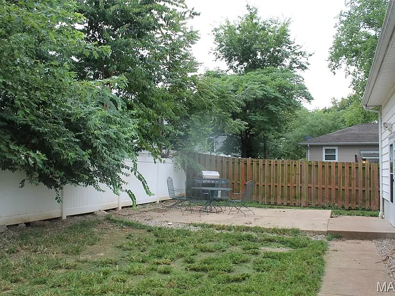 3818 Wabash Ave — Photo 12