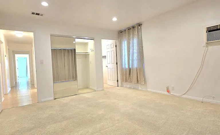 9222 De Adalena St — Photo 3