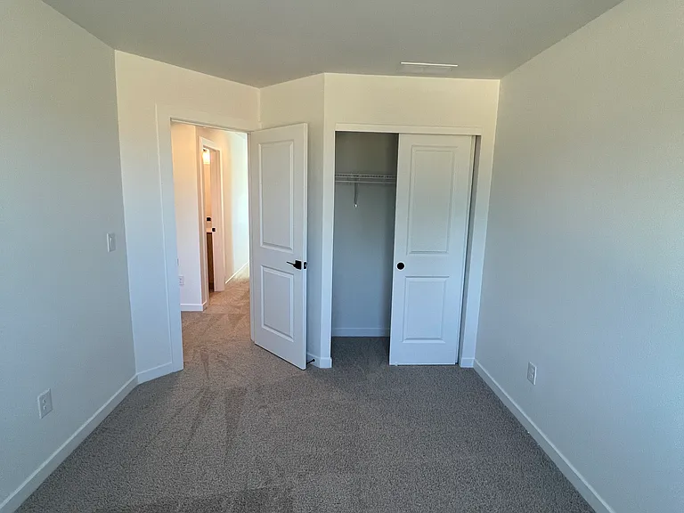17828 NW 10th Pl #17828 — Photo 22