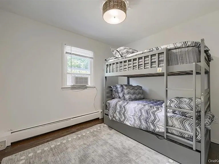31 Gleason Dr — Photo 18