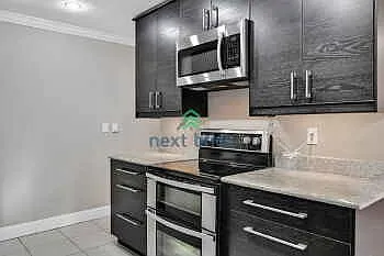 922 100th Ave NE #113 — Photo 4