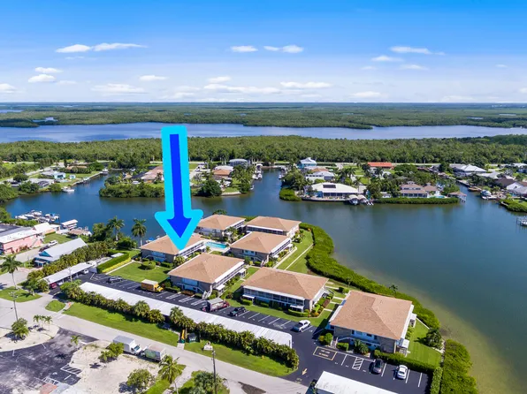 330 Kon Tiki Dr APT D2, Naples, FL 34113