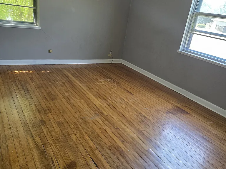 1202 S 6th St — Photo 6