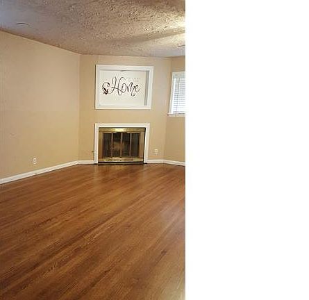 4th image of 3013 S Irvington Ave