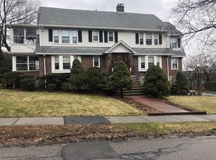 19 Bailey Rd #1, Watertown, MA 02472