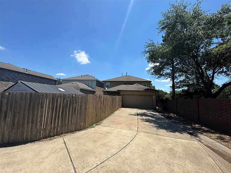 8107 Gran Villa Dr — Photo 46