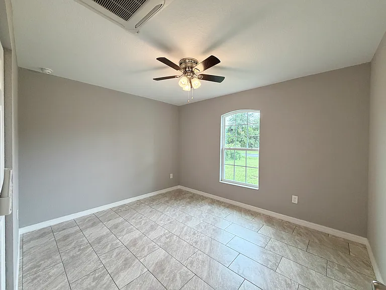15677 SW 37th Cir — Photo 20