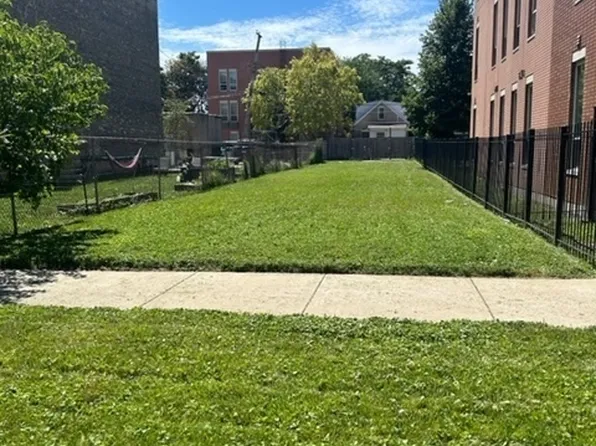 524 N Trumbull Ave, Chicago, IL 60624