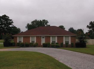495 Albritton Ln, Wetumpka, AL 36093