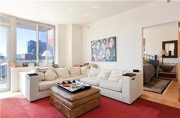 Sold by Oxford Property Group | media 2