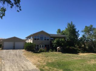 141 Grapevine Rd, Joliet, MT 59041