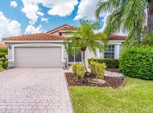 7607 Caprio Dr, Boynton Beach, FL 33472
