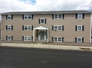 15 Patterson Ave APT 5, Pawtucket, RI 02860