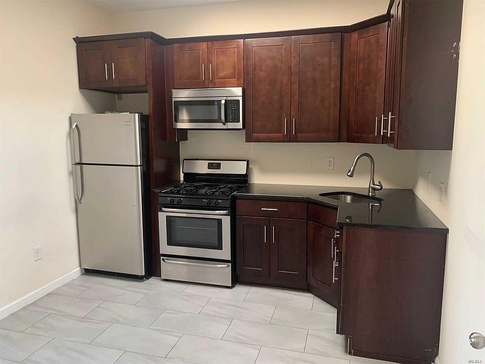 1st image of 21483 Jamaica Ave #2B