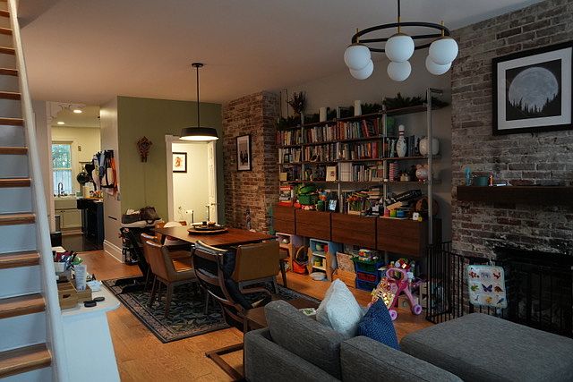 1st image of 610 Sampsonia Way